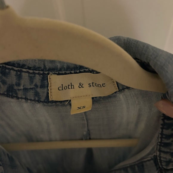 Anthropologie Cloth & Stone  Blue Denim Chambray - Picture 4 of 4